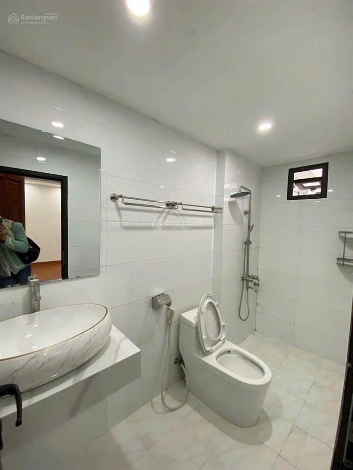 Bán nhà la khê hà đông gần đường quang trung 45m * 5tầng thang máy * full nội thất * nhĩnh 8,5tỷ .