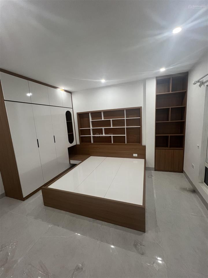 Siêu phẩm số nhà mặt phố quang trung  hà đông * 35m * 5tầng * 8.5tỷ , kinh doanh tập nập ngày đêm