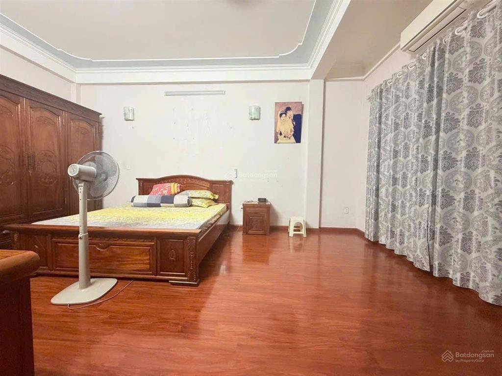 Siêu phẩm mặt phố võ thị sáu hà đông, 47m2 * 4 tầng full nội thất có ô chờ thang máy * nhỉnh 10tỷ.