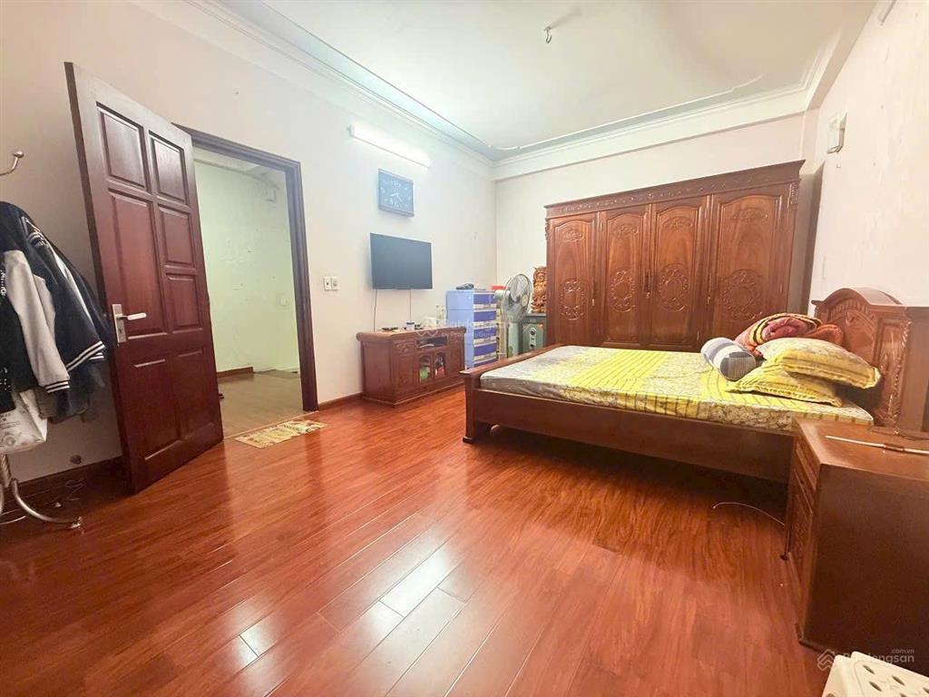Siêu phẩm mặt phố võ thị sáu hà đông, 47m2 * 4 tầng full nội thất có ô chờ thang máy * nhỉnh 10tỷ.