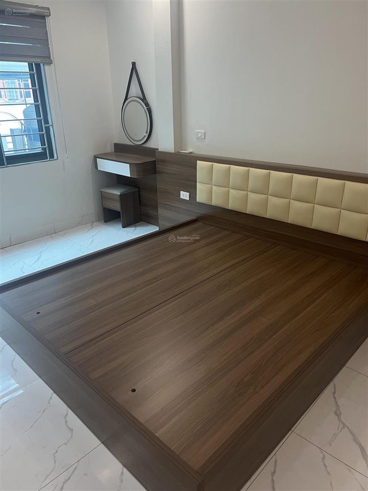 Bán nhà ỷ la dương nội hà đông 43m2, 5 tầng có ô chờ thang máy, giá chỉ 5,3 tỷ, khu dân trí cao