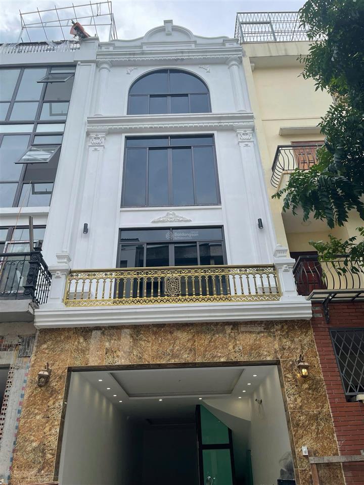 Giảm sâu nhà tại ỷ la dương nội hà đông, 50m * 4tầng * giá 7tỷ ful nội thất , 2 ô tô tránh .