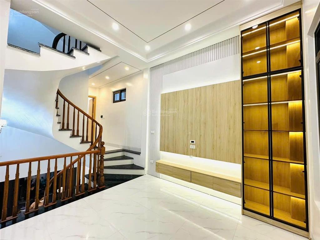 Giảm sâu nhà tại ngọc trục đại mỗ  nam từ liêm, 35m2 * 5 tầng * giá 5,2 tỷ, nhà đẹp ở ngay.