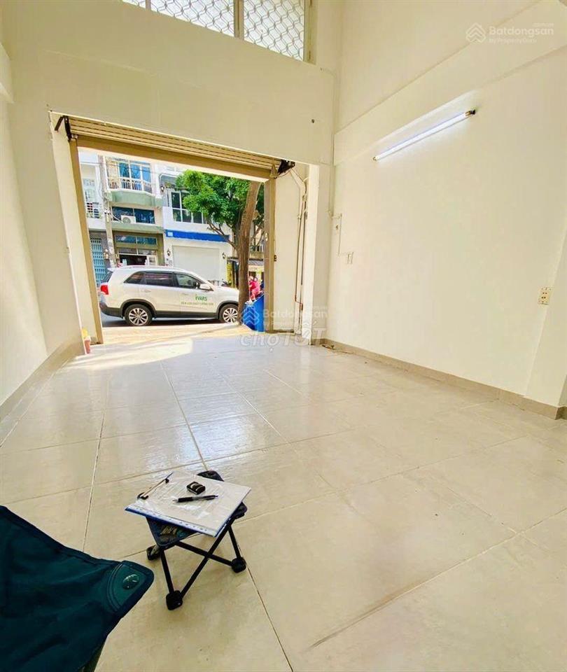 Vị trí vàng kinh doanh quận 11  giá 16 tỷ còn tl