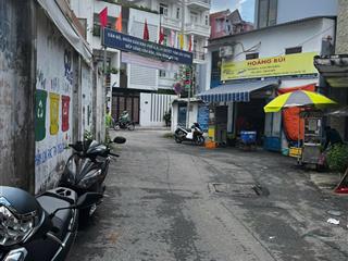 Quá rẻ ~ 135tr/m2  hiếm lô góc hxh sát mặt tiền nguyễn văn đậu gpxd hầm trệt lửng 3 lầu st!!!