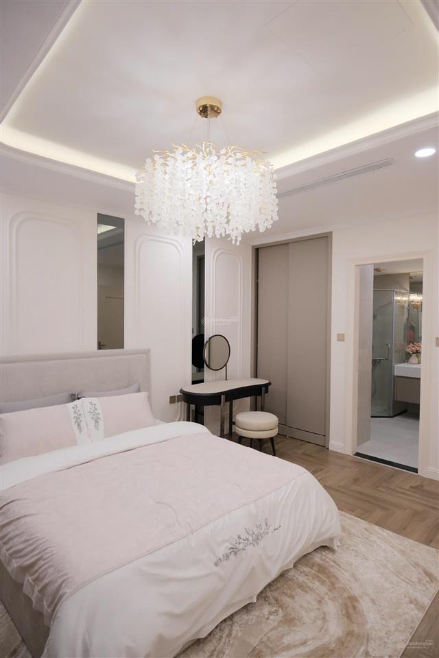 Căn hộ đập thông 5pn times city với tổng diện tích lên tới 187m2,  0989 840 ***