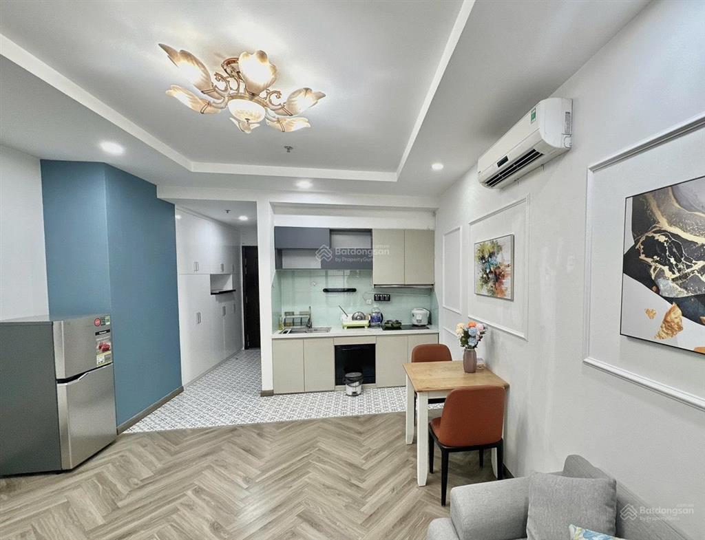 Chính chủ cho thuê căn 1 ngủ vào ở luôn tòa t8 times city view thoáng,  0989 840 ***