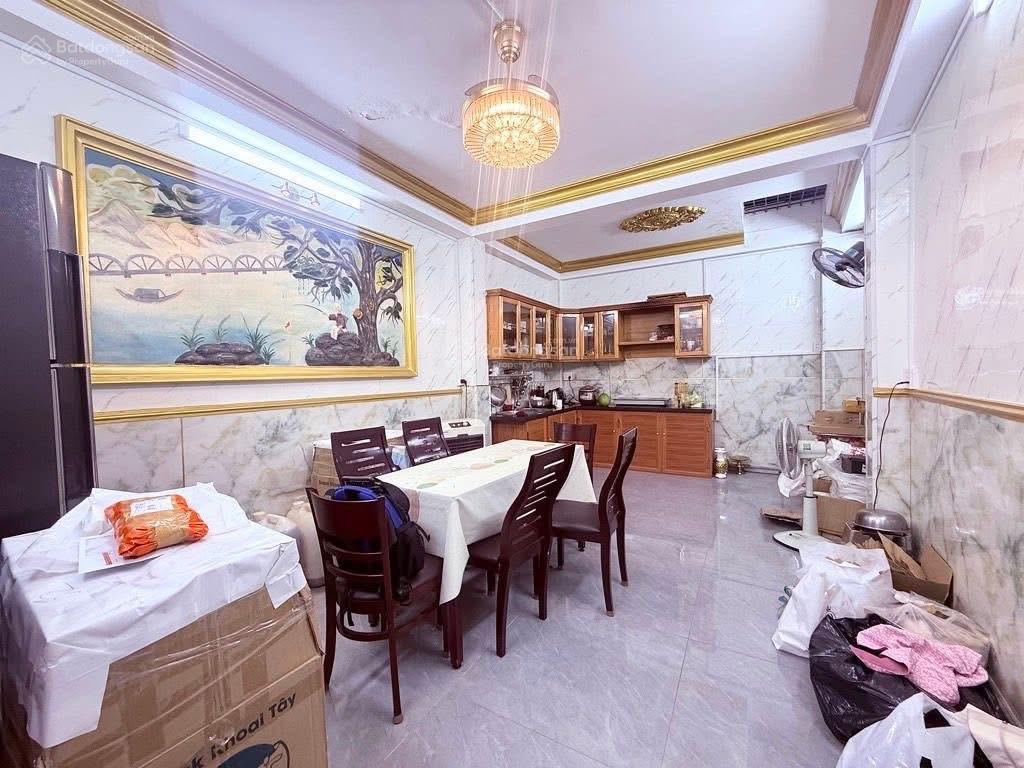 90m  9,880 tỷ  4tầng  đường 10m  phan văn hớn  tân thới nhất