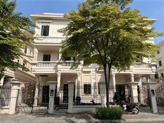 Cần bán gấp biệt thự cityland park hills phường 10 giá chỉ 47 tỷ/căn.