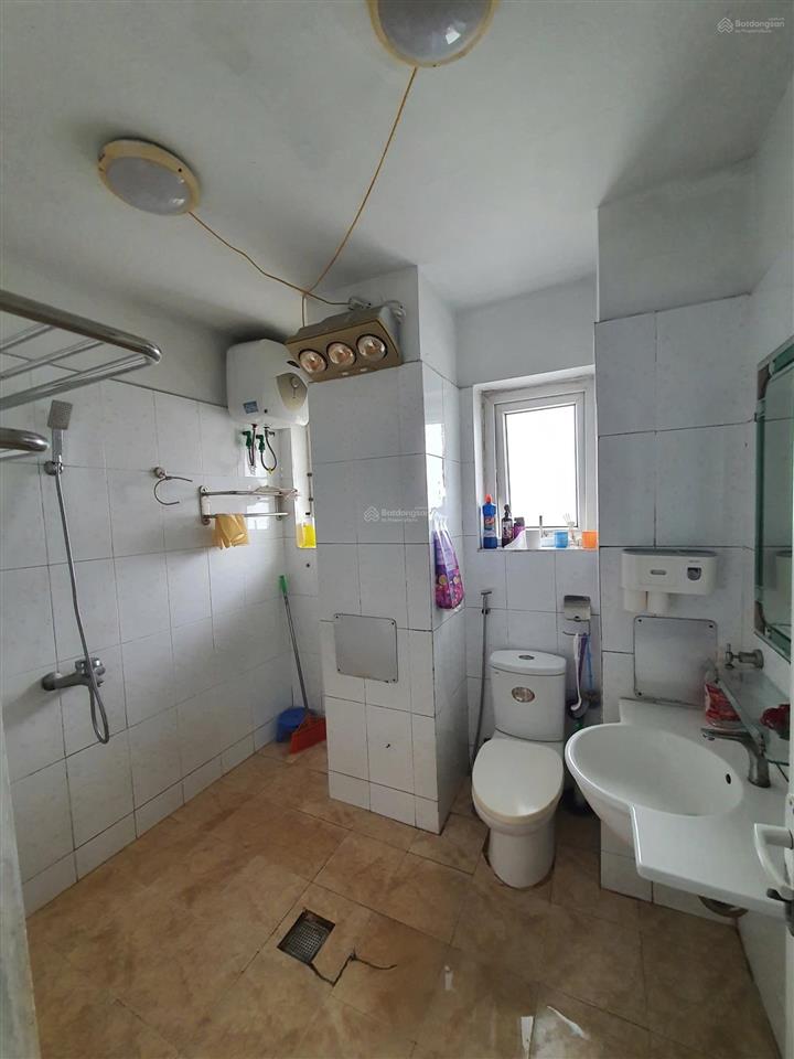 Bán căn hộ chung cư tại hacinco b3.7, giá thỏa thuận, 74m2, phong thủy tốt. phòng 1108