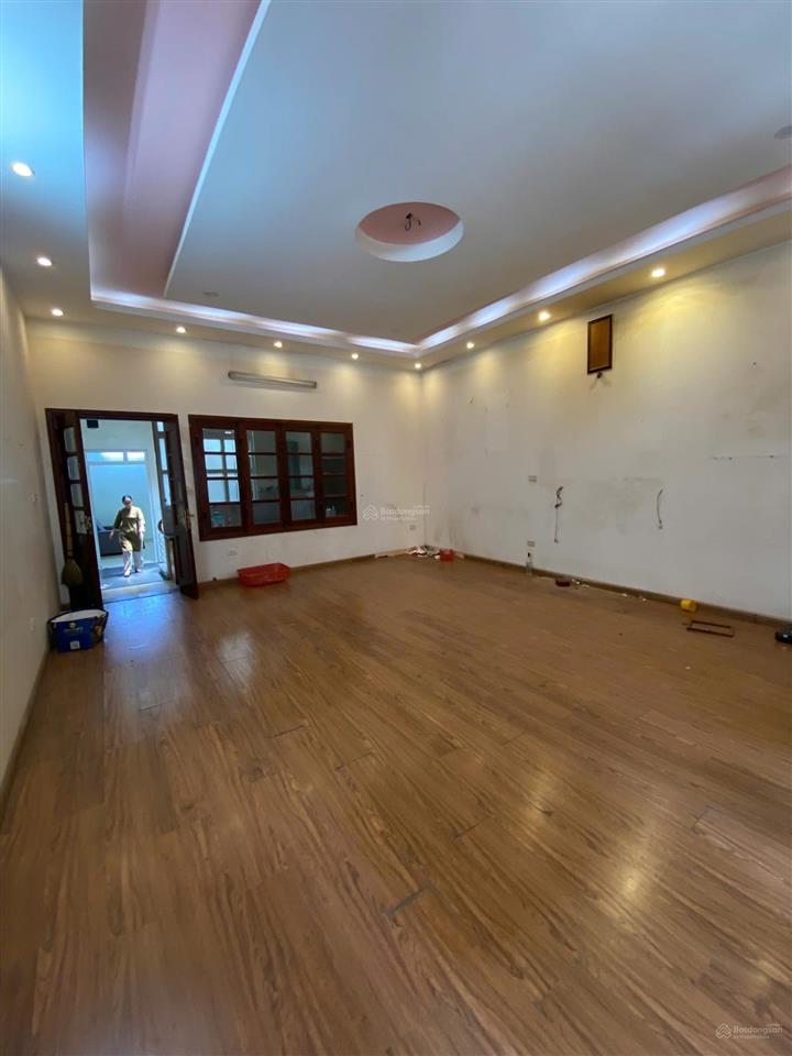 Cho thuê nhà mặt phố nguyễn hy quang đống đa
