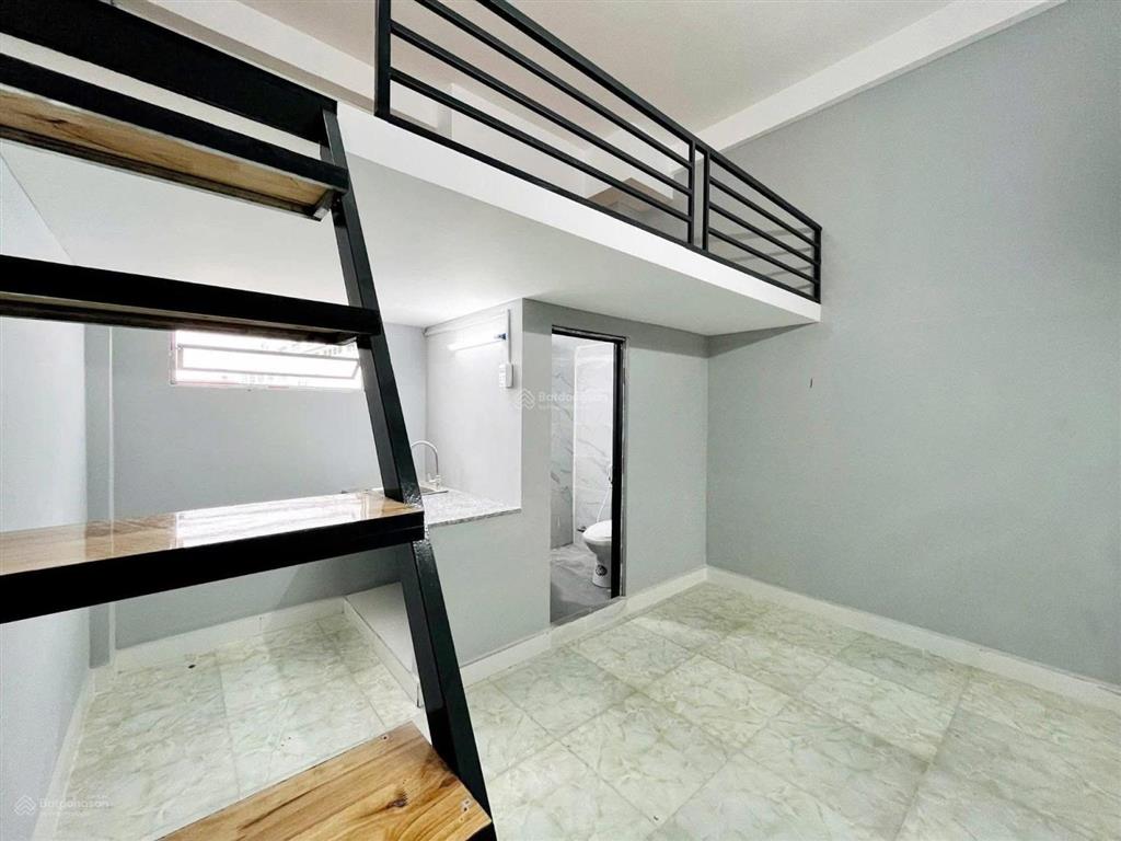 Cần tiền để xoay vòng vốn kinh doanh=bán gấp