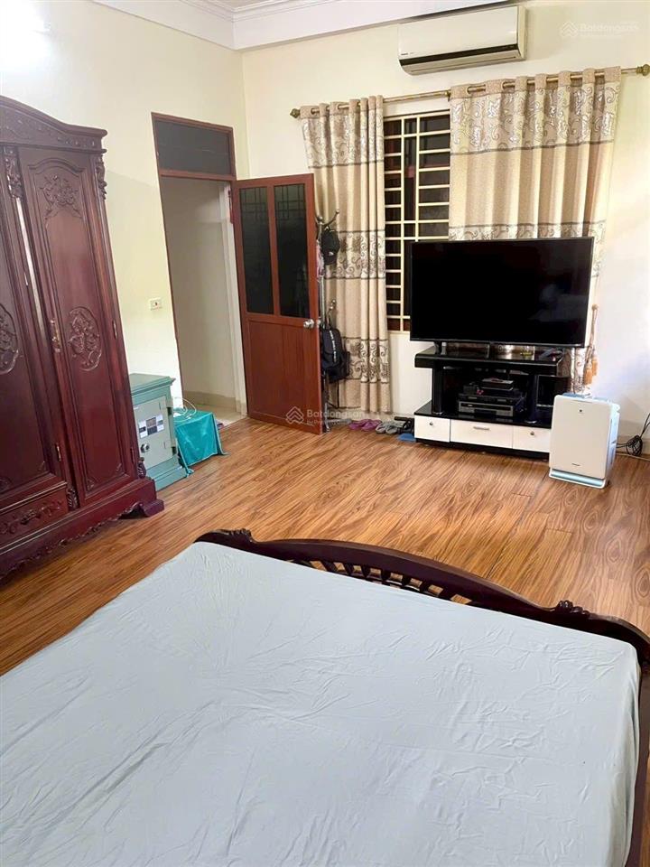 Bán gấp nhà hoàng mai 103m²  ngõ oto qua cửa  mặt tiền quyền lực  gần hồ đền lừ giá 20,5 tỷ