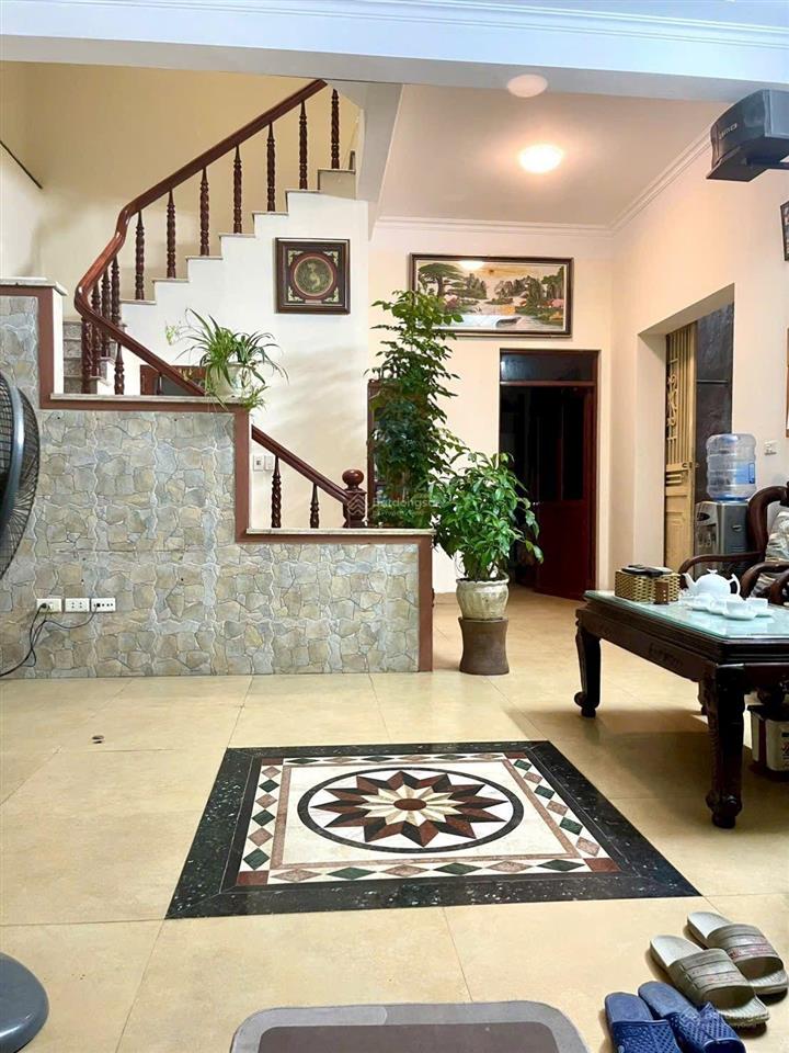 Bán gấp nhà hoàng mai 103m²  ngõ oto qua cửa  mặt tiền quyền lực  gần hồ đền lừ giá 20,5 tỷ