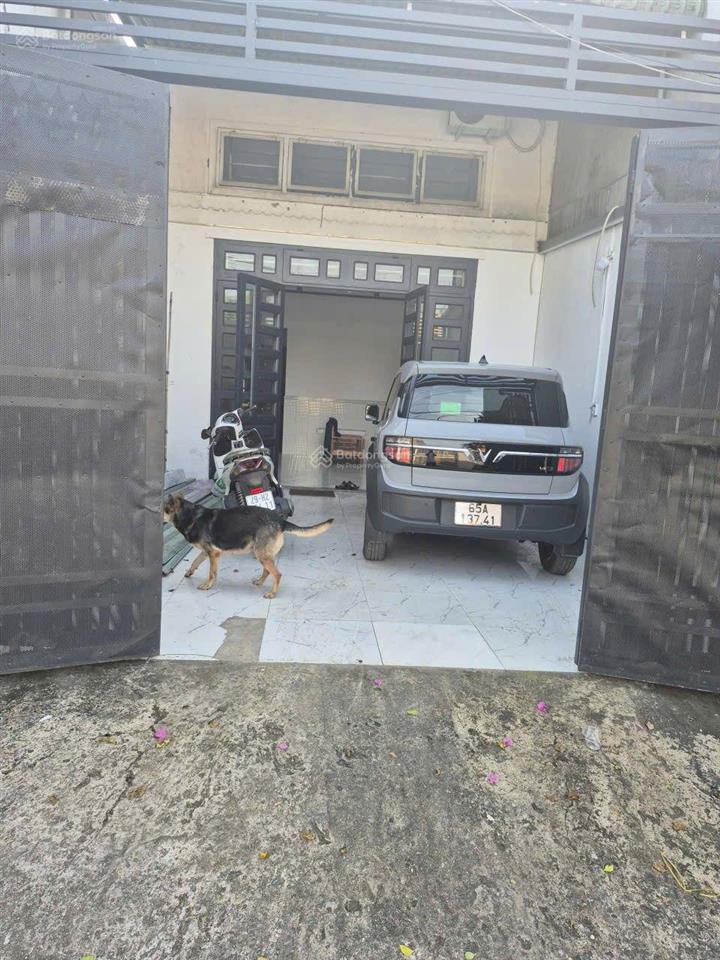 Bán nr 3pn, 2wc, 100m2 tại bà điểm, hóc môn, giá tốt 3,7 tỷ