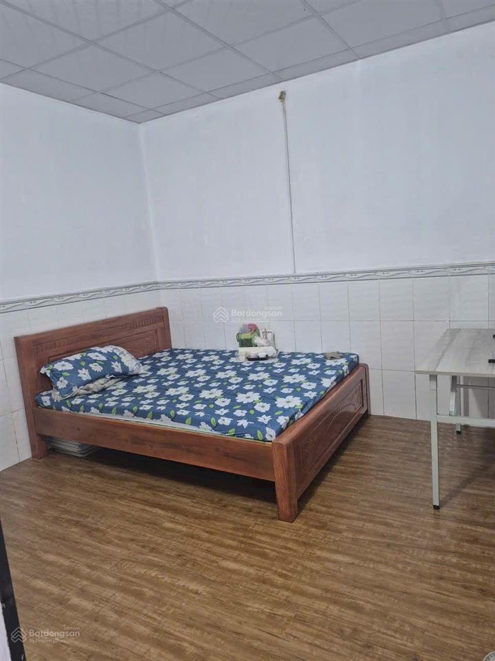 Bán nr 3pn, 2wc, 100m2 tại bà điểm, hóc môn, giá tốt 3,7 tỷ