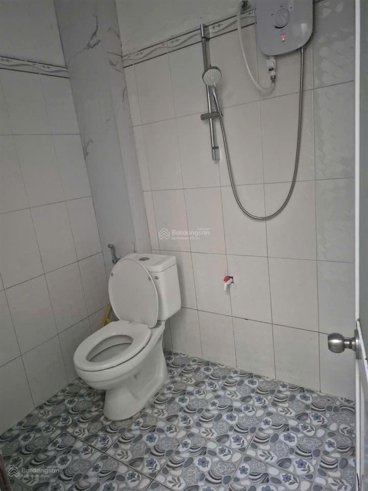 Bán nr 3pn, 2wc, 100m2 tại bà điểm, hóc môn, giá tốt 3,7 tỷ