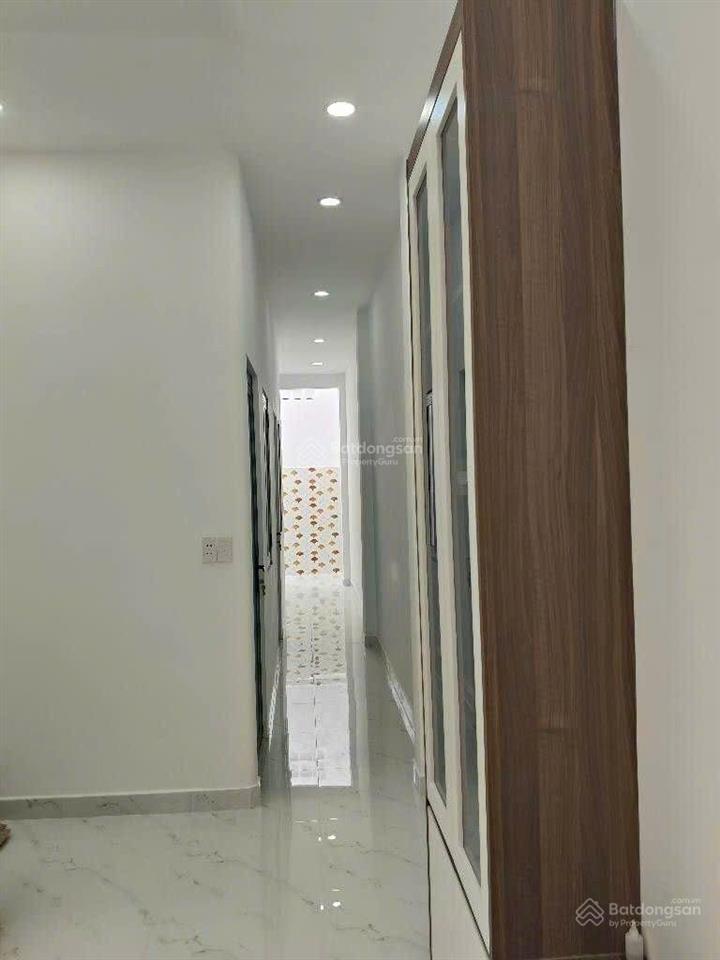 Bán nhà riêng 3,4 tỷ, 48m2 đẹp, đầy đủ tiện ích tại bà điểm, hóc môn, hcm