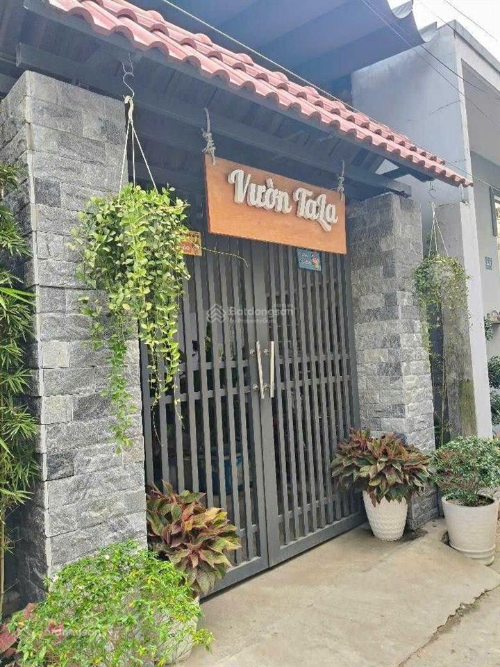 Bán nhà riêng 3,4 tỷ, 48m2 đẹp, đầy đủ tiện ích tại bà điểm, hóc môn, hcm