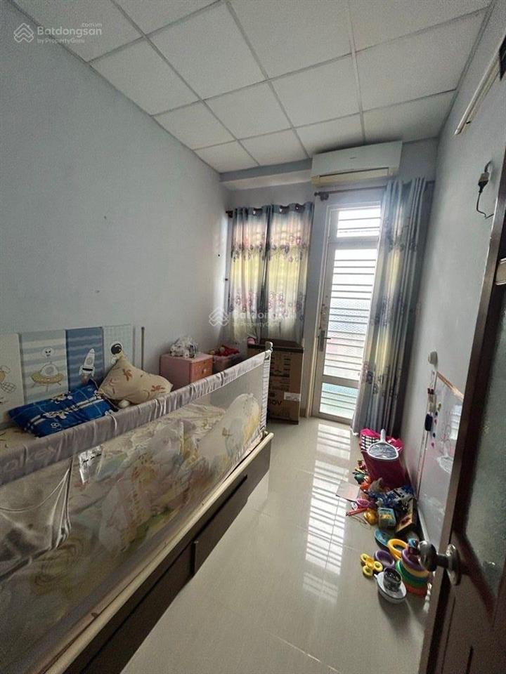 Bán nhà hẻm phạm văn chí giá tốt