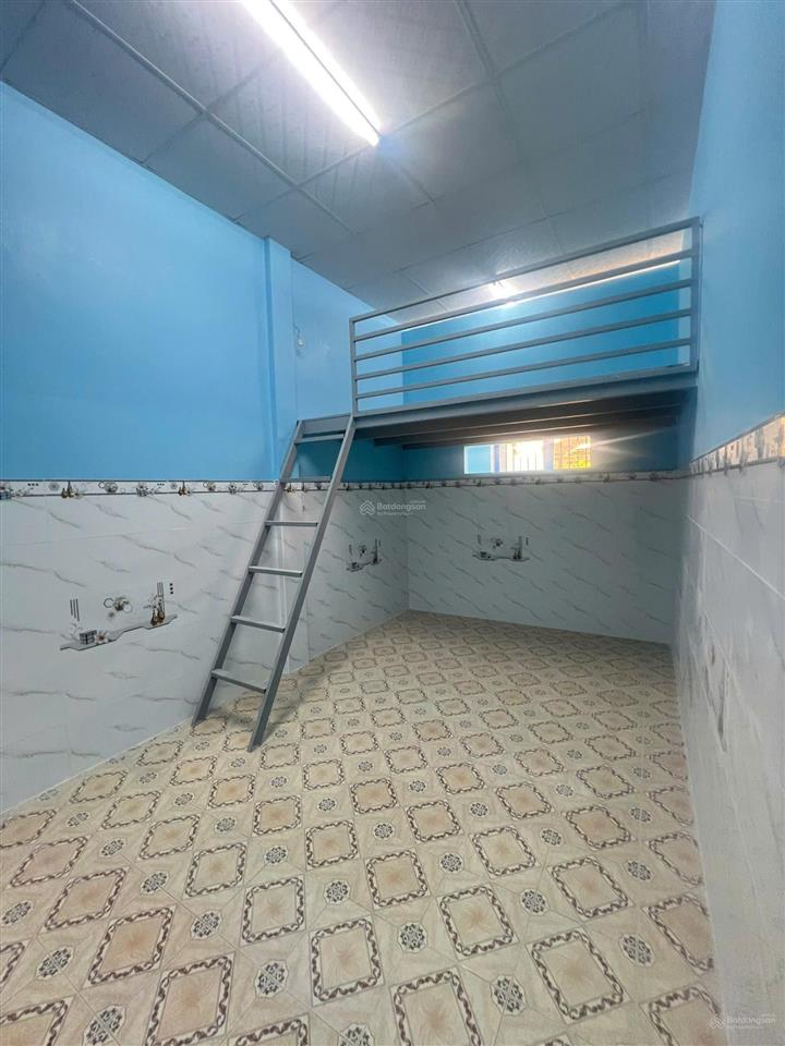 Cho thuê nhà mặt tiền nguyên căn phạm phú thứ 8phòng 25 tr