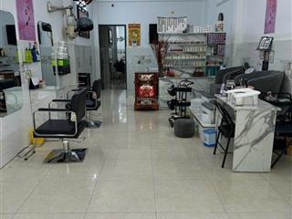 Bán nhà mặt tiền đối diện công viên nam long 4x20