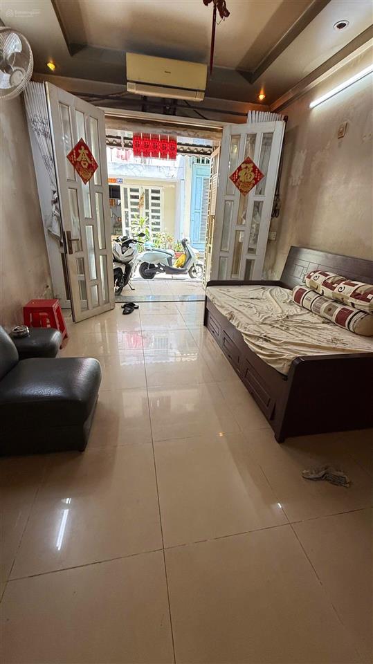Cần bán nhà sát nguyễn văn luông. mega bình phú
