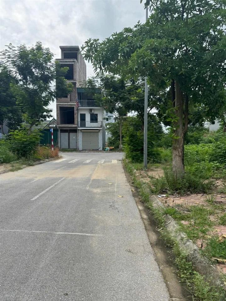 CHÍNH CHỦ CẦN BÁN 79.7 M2 TĐC GIA LÂM, VIEW VƯỜN HOA, GIÁ CHỈ 166TR/M2, LH 0985865658
