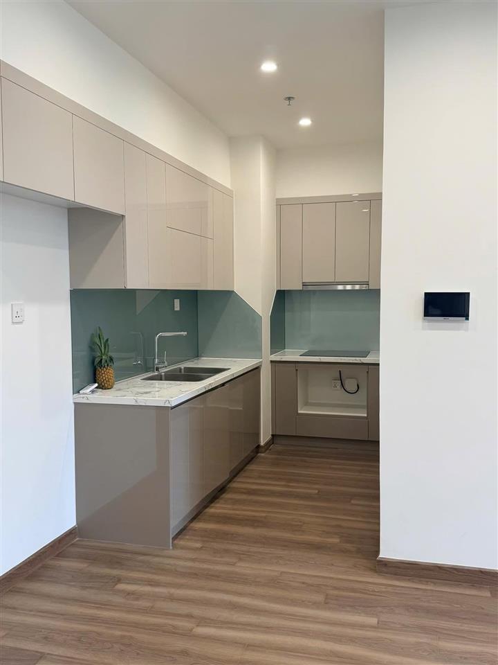 CHÍNH CHỦ CẦN BÁN CĂN 75 M2, VIEW CÔNG VIÊN GIA LÂM, TẦNG TRUNG, GIA 61 TR/M2, LH