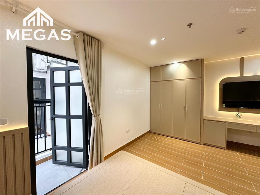 Cho thuê căn hộ 40m2 siêu đẹp full nội thất ngay nguyễn khánh toàn  cầu giấy