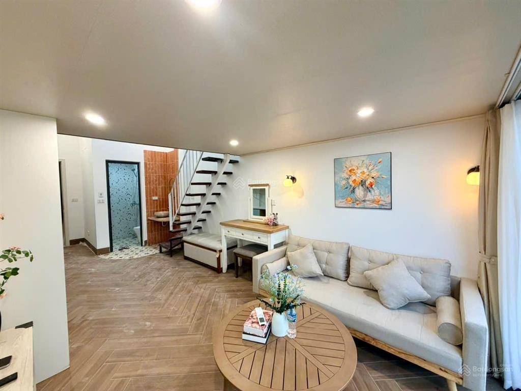 Duplex 35m2 mới tinh full option ngay mặt đường huỳnh thúc kháng đối diện hateco  đống đa  láng
