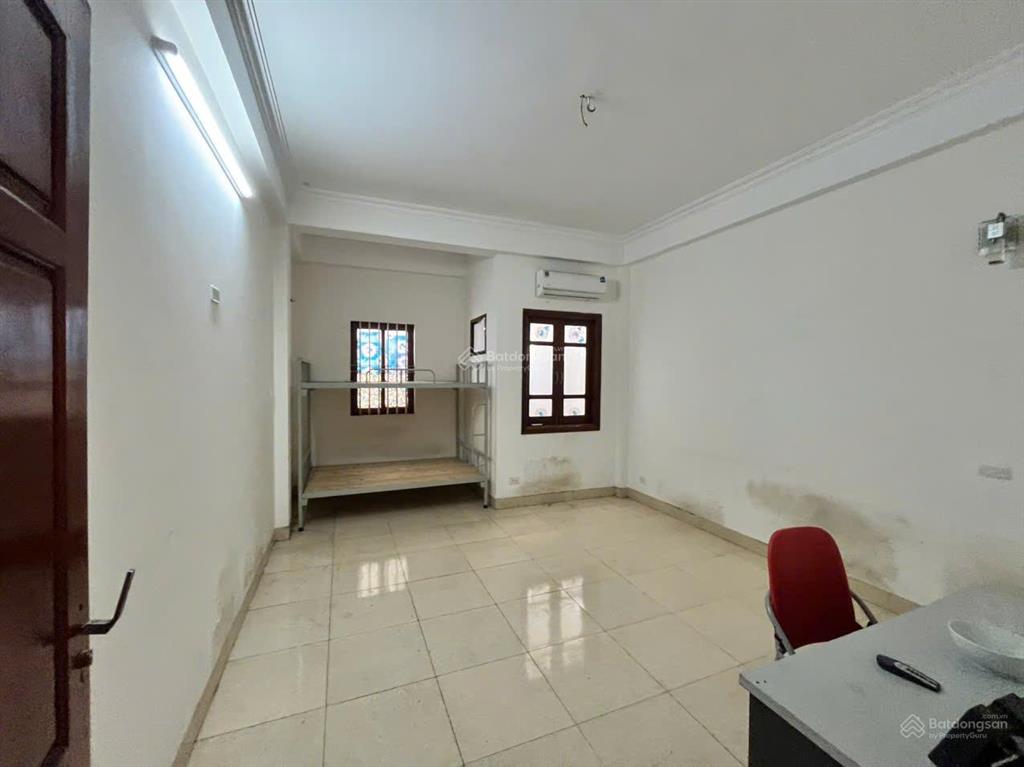 Cho thuê nhà riêng, chính chủ, diện tích sàn 75m2*3.5 tầng tại số nhà 78 ngõ 23 đường đức diễn