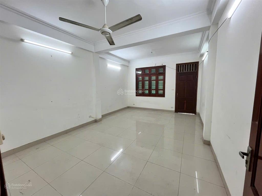 Cho thuê nhà riêng, chính chủ, diện tích sàn 75m2*3.5 tầng tại số nhà 78 ngõ 23 đường đức diễn