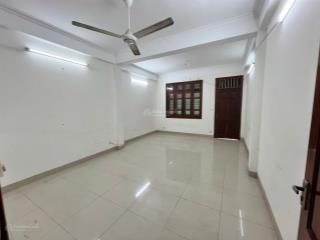 Cho thuê nhà riêng, chính chủ, diện tích sàn 75m2*3.5 tầng tại số nhà 78 ngõ 23 đường đức diễn
