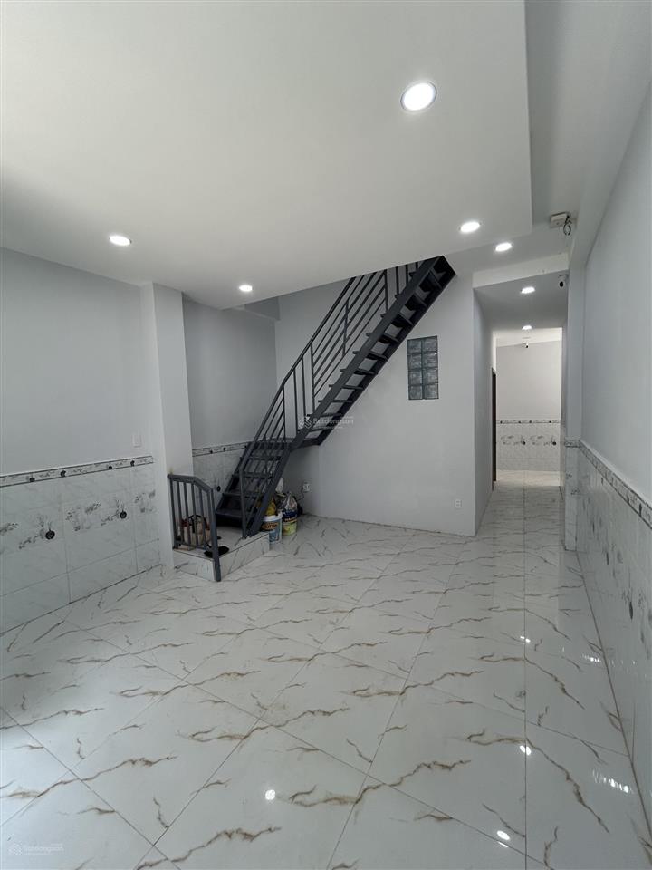 Cho thuê nhà nguyên căn hẻm 149 lưu hữu phước, p.15, tphcm