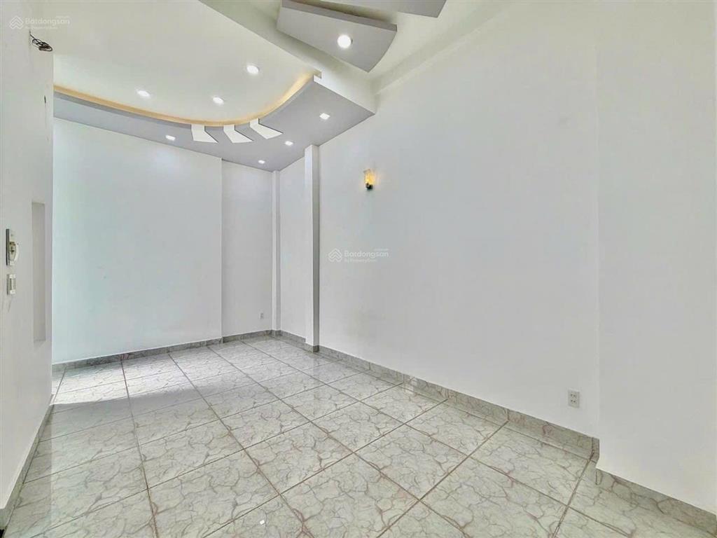 Bán nhà 1 căn ra mặt tiền huỳnh đình hai, gần 46m2, giá nhỉnh 6 tỷ