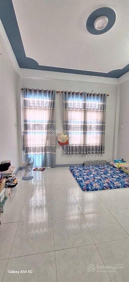 Mặt tiền xịn cực sung kinh doanh đỉnh kao ngay kề bên lê thúc hoạch  bình long  ngã tư 4 xã