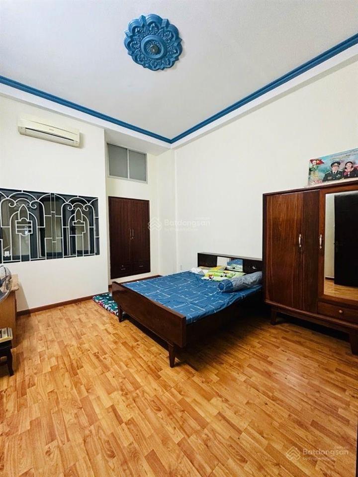 Siêu phẩm mtkd gò dầu  4 tầng  3 pn  4 wc  dt  4m x 19m  khu trung tâm tân phú 