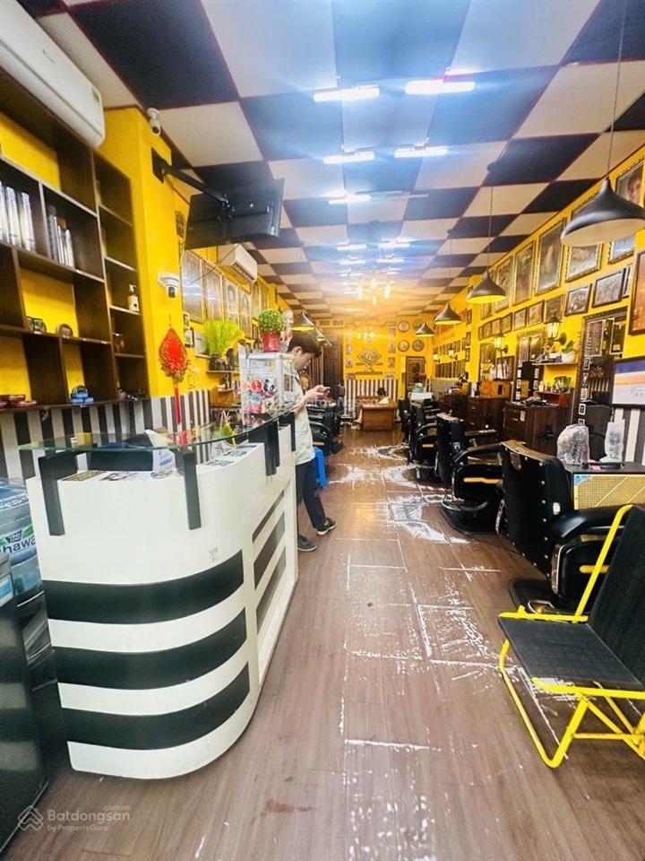 Siêu phẩm mtkd gò dầu  4 tầng  3 pn  4 wc  dt  4m x 19m  khu trung tâm tân phú 