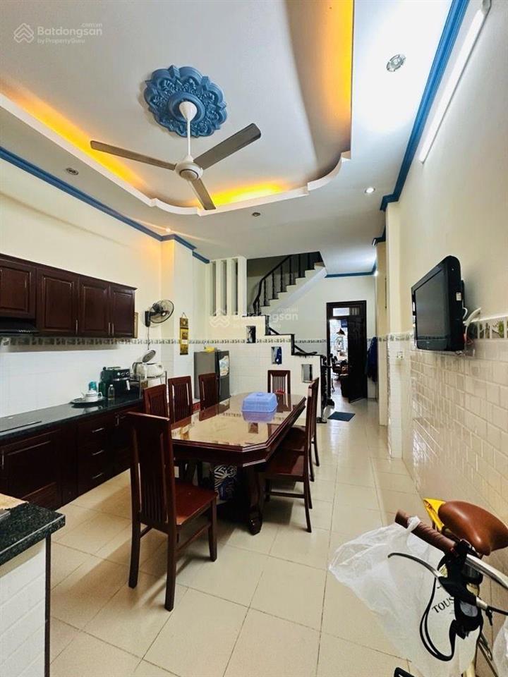 Siêu phẩm mtkd gò dầu  4 tầng  3 pn  4 wc  dt  4m x 19m  khu trung tâm tân phú 