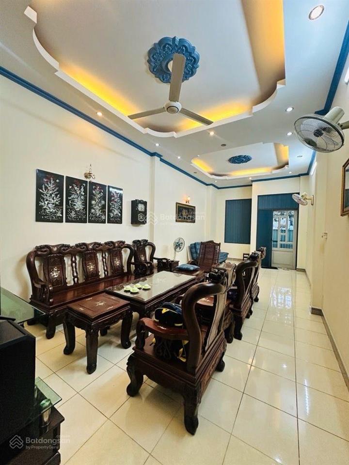 Siêu phẩm mtkd gò dầu  4 tầng  3 pn  4 wc  dt  4m x 19m  khu trung tâm tân phú 