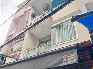 1 trệt 3 lầu sân thượng btct, nhà như mới 4 pn, phòng thờ, bếp, khách, 6 wc sân thượng ban công