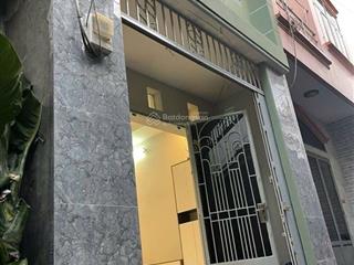 Diện tích 4x10m* kết cấu 1 trệt 1 lầu, gồm 2 phòng ngủ, 2 wc* hẻm 3 gác thông thoáng, khu dân cư
