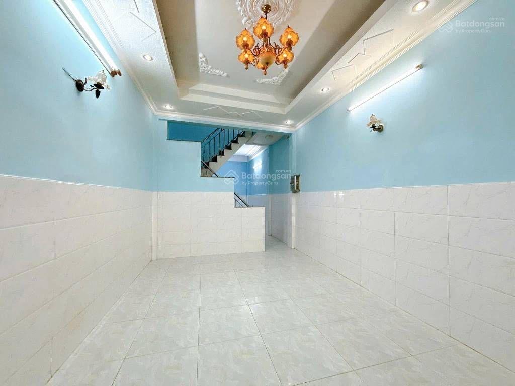 Nhà tân phú, 1trệt 2lầu, 3 phòng ngủ, hẻm xe hơi nhà gần gò dầu, tân sơn nhì