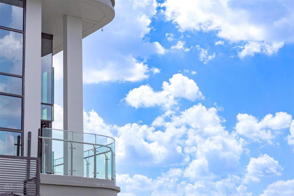 Bán 2pn góc 78.06m2 giá tốt tầng siêu đẹp tại alta heights