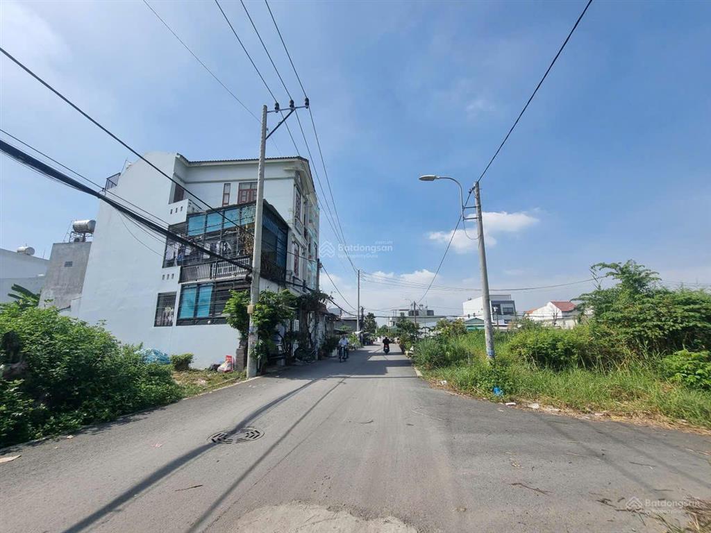 Bán lô đất 375m2 hẻm 1874 lê văn lương  đường 8m.