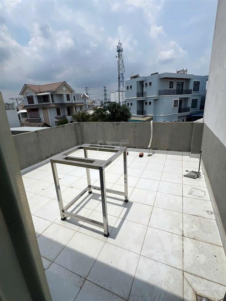 Bán nhà hẻm xe hơi kdc hiện hữu dân trí cao 1368 lê văn lương, phước kiển