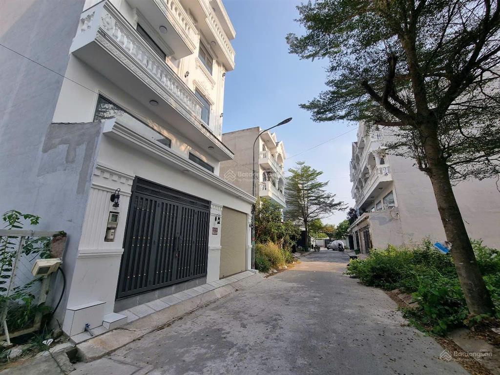 Bán lô đất kdc rạch tôm hẻm 1764 lê văn lương, nhà bè. đường 8m