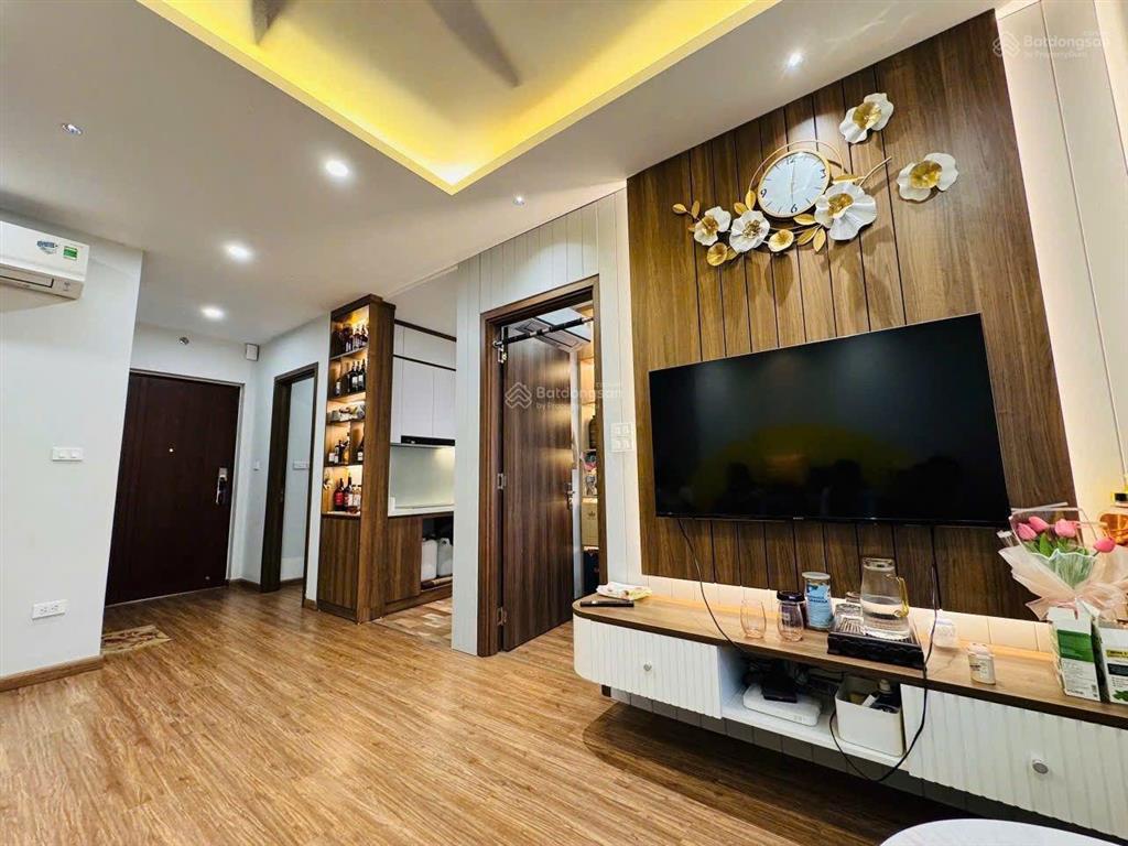 Cho thuê lâu dài căn 2n cc nthomes mặt đường 32 nhổn