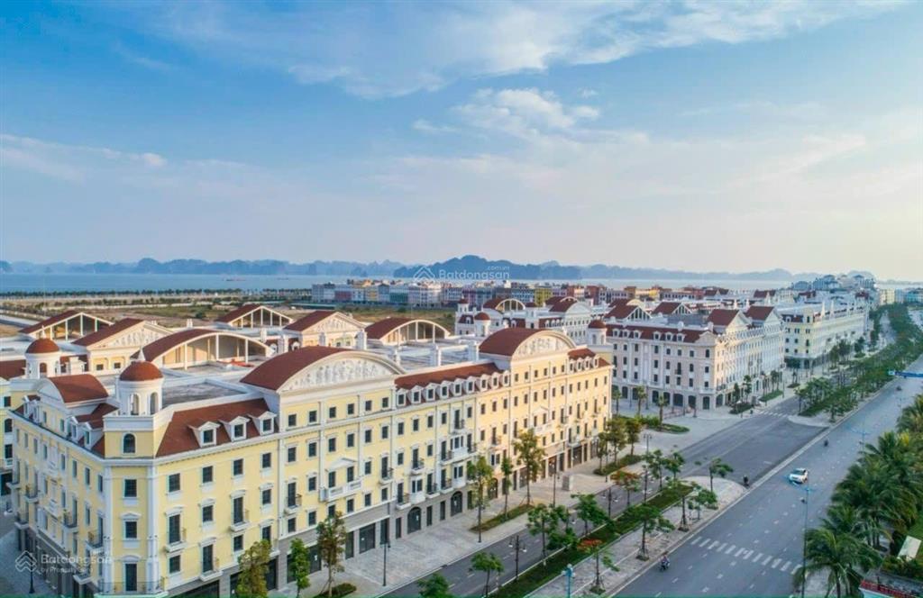 Bán ks mini 35 phòng tại trung tâm sun bãi cháy, gần quảng trường canaval, view biển